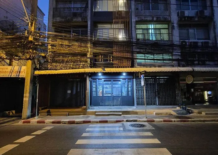 게스트하우스 Phuket Vibe, House, 7 Mins To Bts, Center, Private In Sathon, Private Bathroom, Bangkok, Thailand 방콕