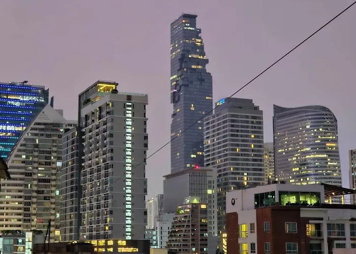 Phuket Vibe, House, 7 Mins To Bts, Center, Private In Sathon, Private Bathroom, Bangkok, Thailand